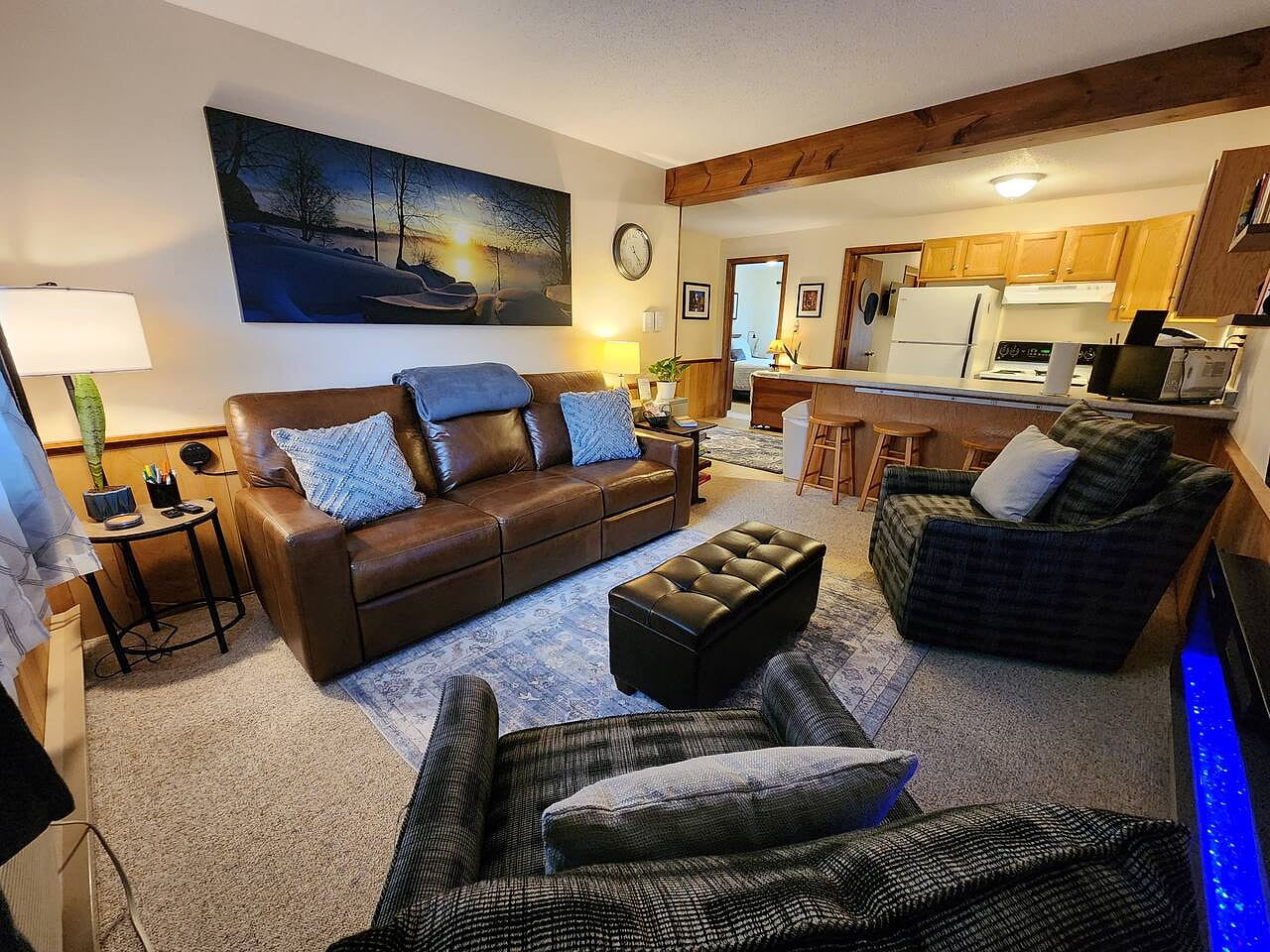 New furniture. Extra blankets in storage ottoman.