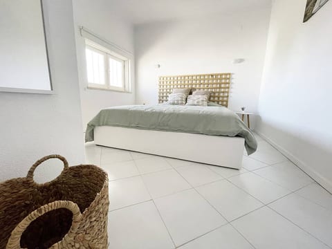 Panoramic Seaview | 2 Bedroom, Workspace, 1Gb Wifi