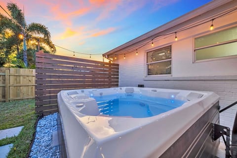 Come stay with us and experience Naples sunsets from the privacy of our backyard hot tub!