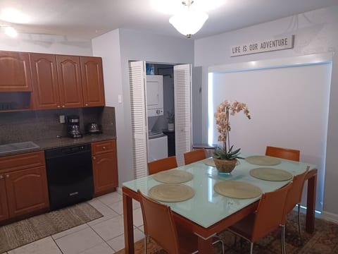 Game Day Getaway, 3 bedroom family friendly villa