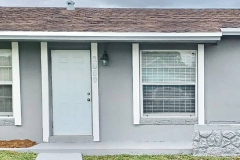 Game Day Getaway, 3 bedroom family friendly villa
