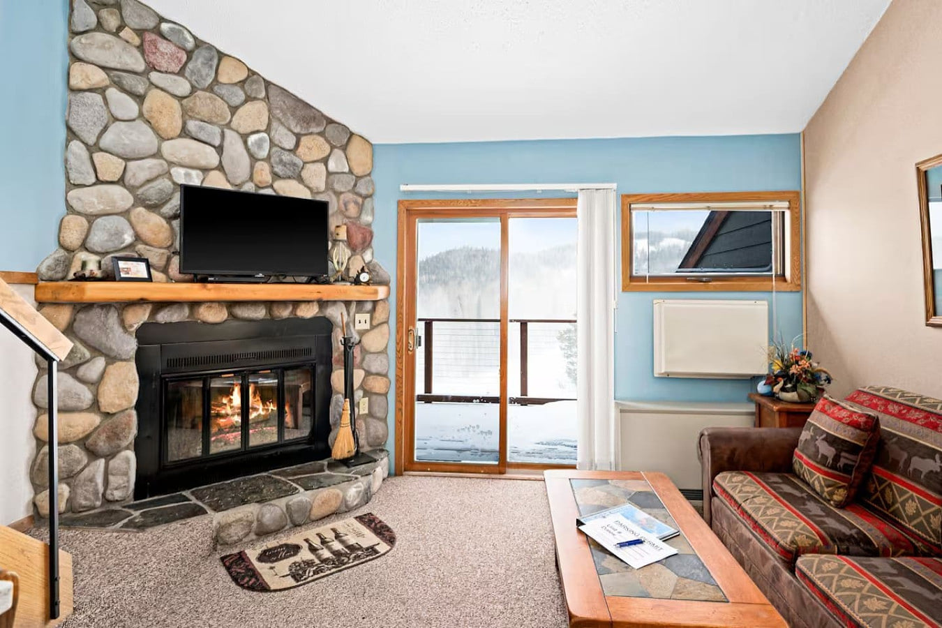 North Shore Knotty Loft