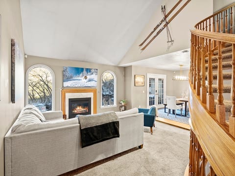 HotTub, game room, Sleeps 8, family, Pets, Wasatch
