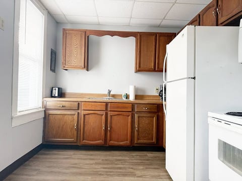 Princeton Suite 7 | QUEEN 1BD/1BA Apt