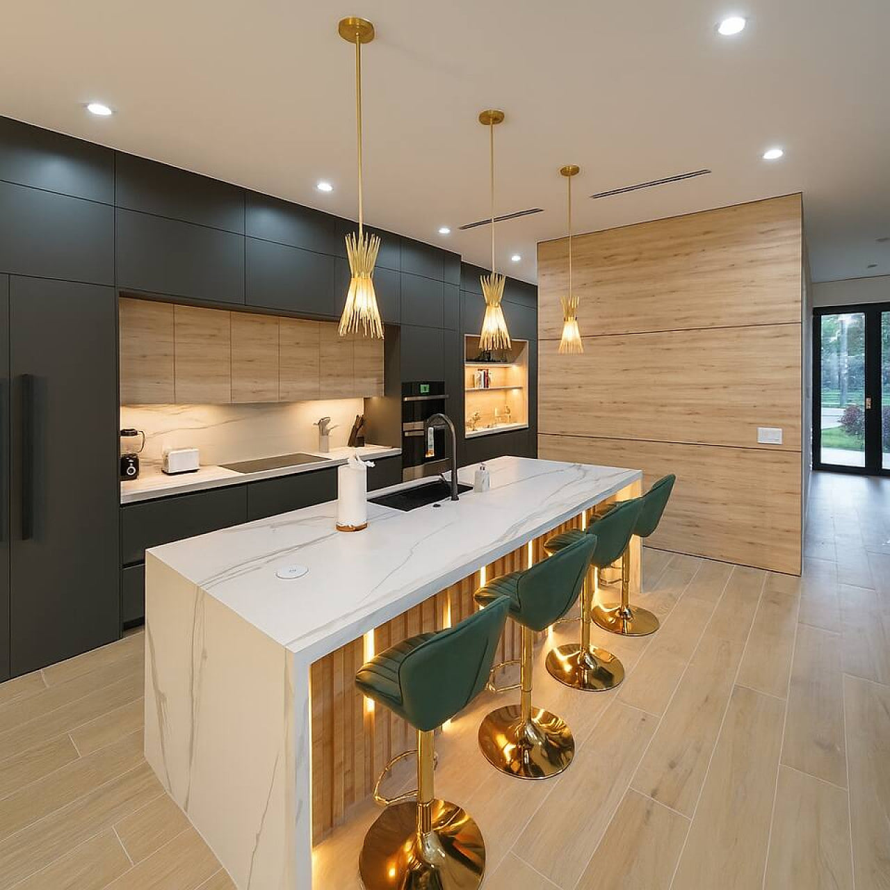 Jungle Serene Lux Home w Pool, Sauna, & Ice Bath!