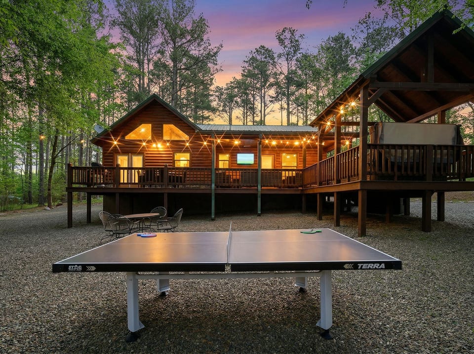 Classic cabin vibes with modern touches.