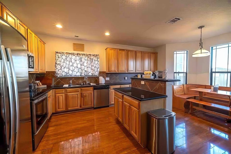 Hill Country Beauty in Red - Cedar Park