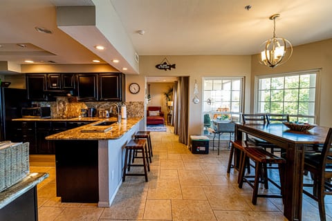 Villa 1107 - Family Getaway at The Island at Lake Travis