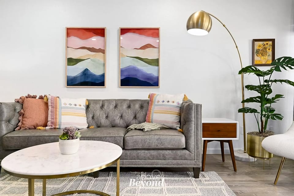 Island Breeze - Pets Stay Free, Breezy, Stylish Island Elegance - Lago Vista