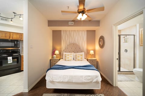 The Cozy Enclave - Bursting with Amenities