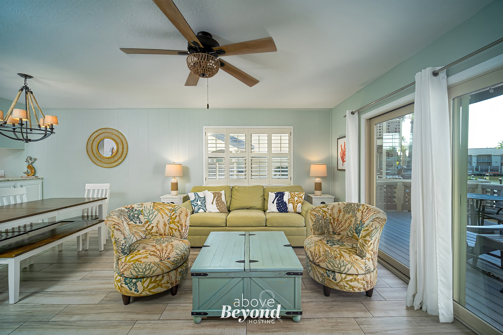 The Cobalt Crab Oasis