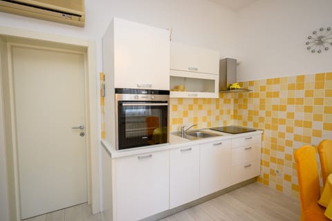Apartments Franco - Unit 181524-5