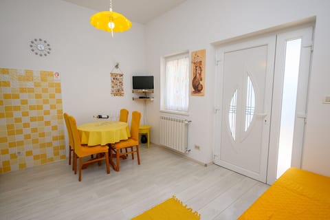 Apartments Franco - Unit 181524-5
