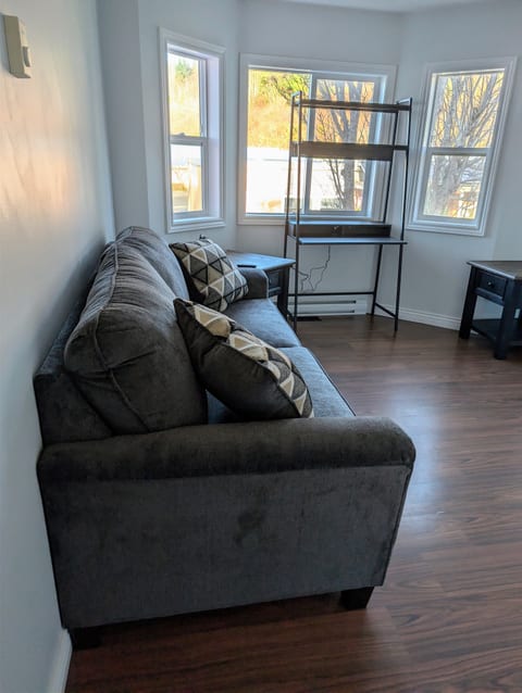 The Maple Executive Suite | 2-Bedroom Serviced Apartment