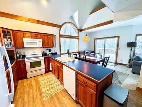 The Treehouse at Duna Vista | Crow’s Nest Views