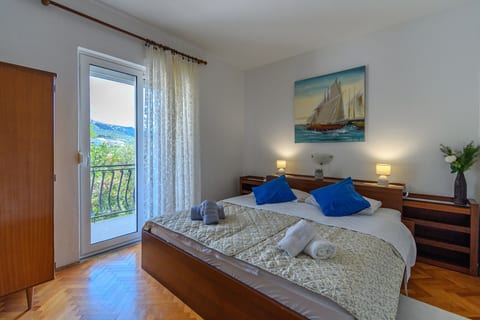 Apartments and Rooms Mery - Unit 378080-13