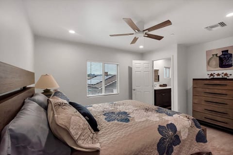 Catalina Crest Casita
