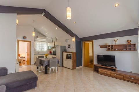 Apartments Grgo - Unit 56899-15