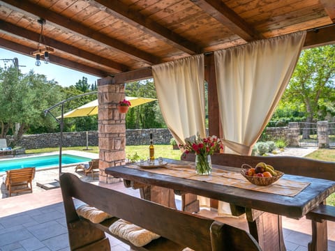 Villa mit privatem Pool und großem Garten