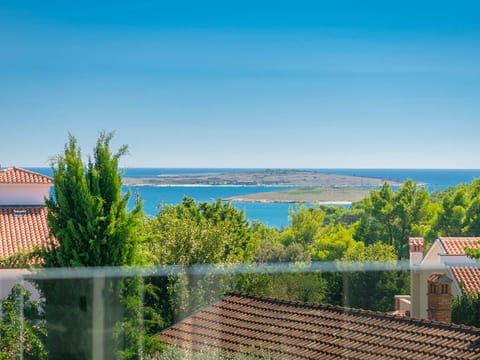 Villa K mit Jacuzzi auf dem Dach und Meerblick