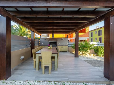 Villa Bellavista für 16 Gäste mit Hockeytisch