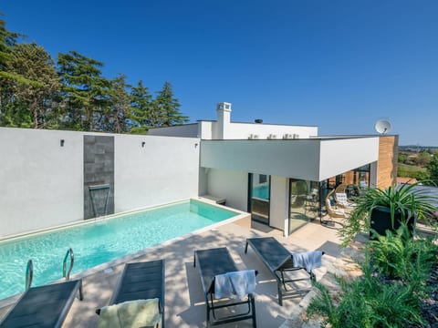 in Vintijan mit Privatem Pool
