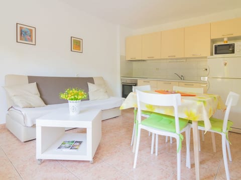 Gemütliche Wohnung mit Gartenblick