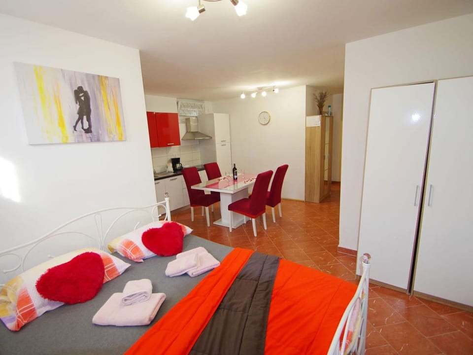 Studio-Wohnung Tara - Pula