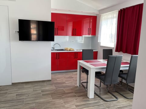 Appartement in Fažana mit Grill und Terrasse