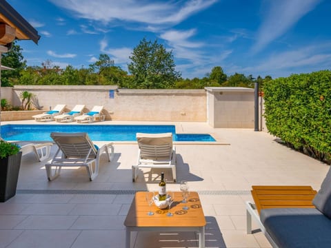 Family villa Nicole