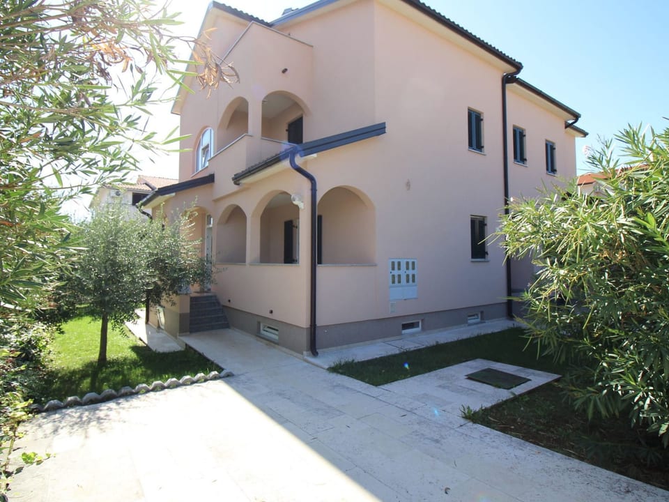 Iko 1 in Porec mit Terrasse - Poreč