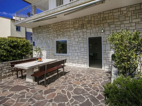 Apartment Nika1 Umag mit Pool und Whirlpool 400