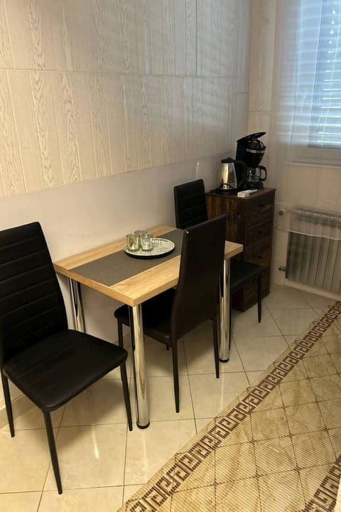 Villa Hanka App.Piccolo, Balkon bis 3 Pers. EG
