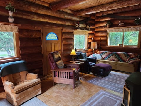 Blockhaus mit Kamin und Wi-