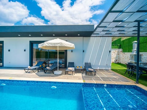 Romantische Luxusvilla in Kalkan Islamlar