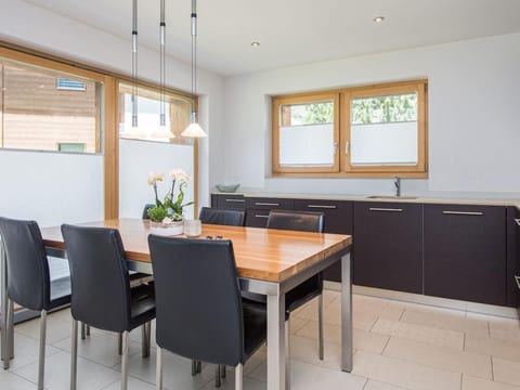 Top Ferienwohnung Monte Rosa (SkiIn/SkiOut)