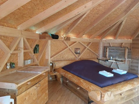 Einzigartige Holzhütte mit Bergpanorama