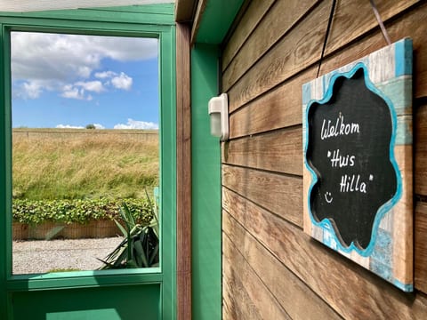 in Anjum mit Kleinem Garten