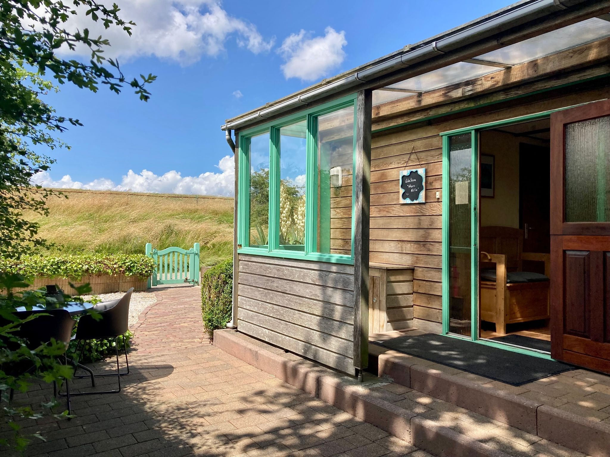 in Anjum mit Kleinem Garten