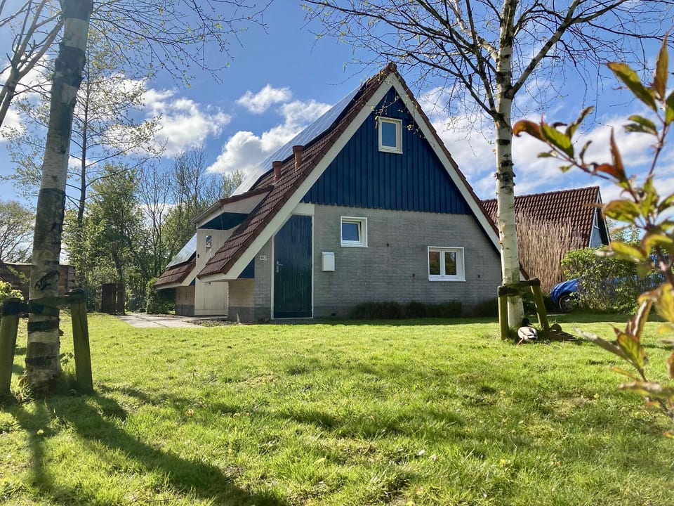 162 Grachthaus - Eanjum