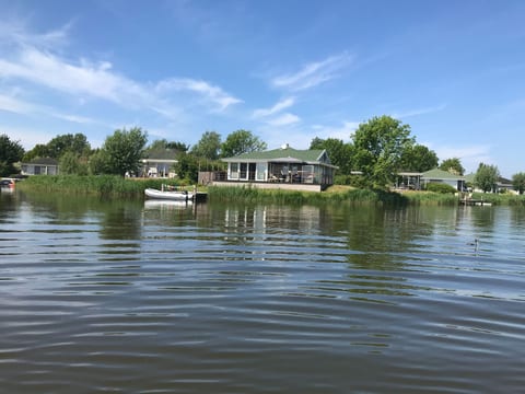 mit Außen-Sauna und Außen-Whirlpool