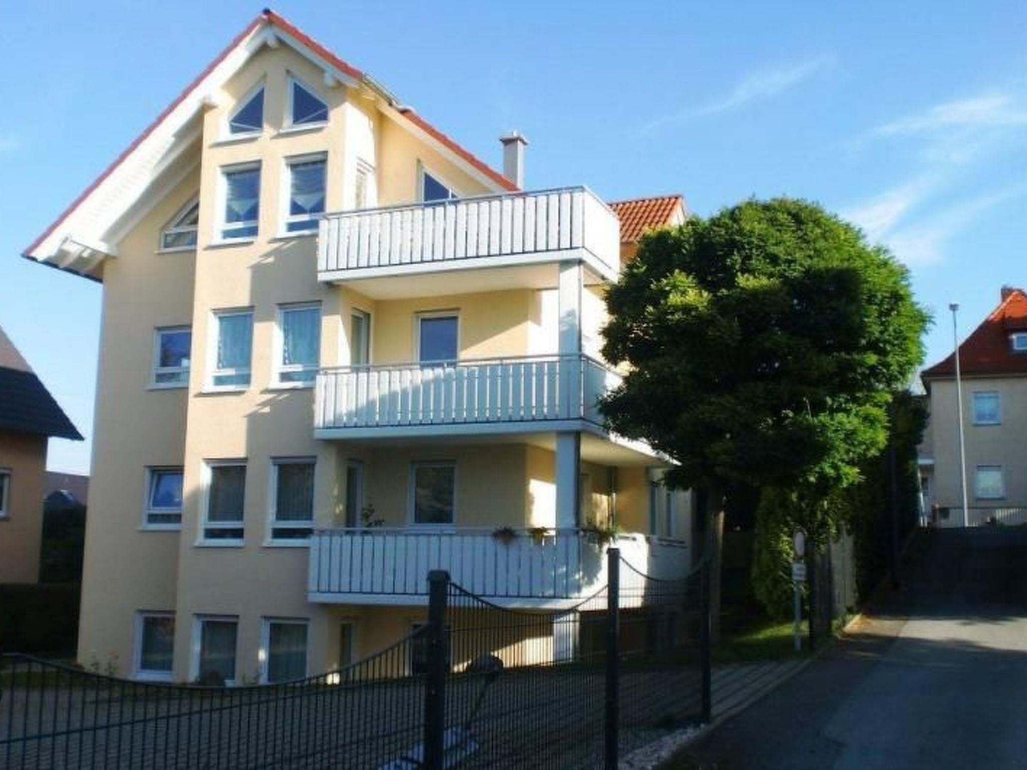 mit Terrasse in ruhiger Lage