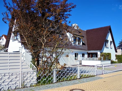 Kleine Ferienwohnung mit Garten und Terrasse