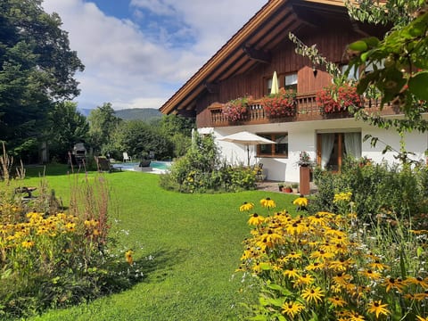 in Bayerisch Eisenstein mit Garten