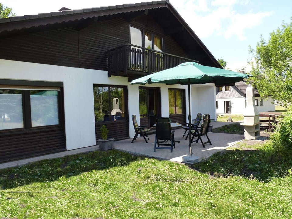 in Feriendorf Silbersee mit Garten - Frielendorf