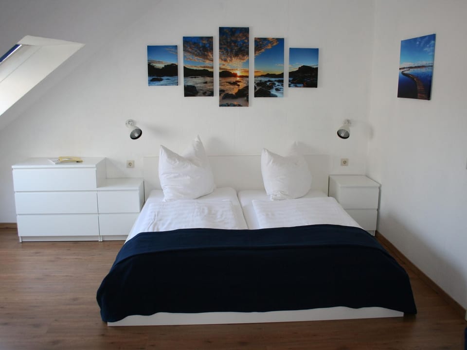 Komplett renovierte, helle Ferienwohnung - Frielendorf