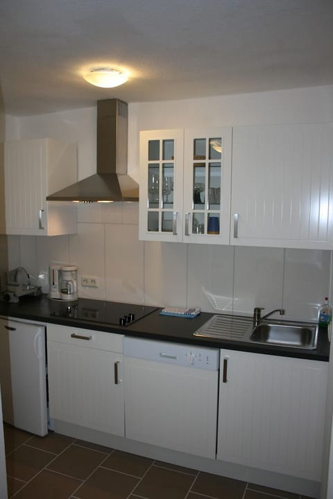 Komplett renovierte, helle Ferienwohnung
