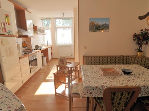 Große und moderne Ferienwohnung im Erdgeschoss
