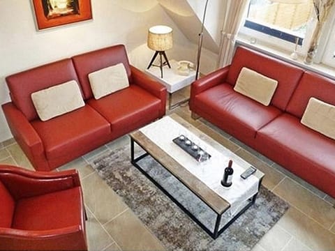 FeWo DEICHWIESE 4 Zimmer mit Garten und Terrasse