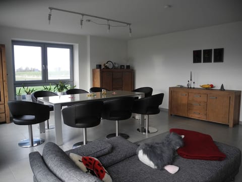 Geräumiges Ferienhaus mit Garten und Weitblick